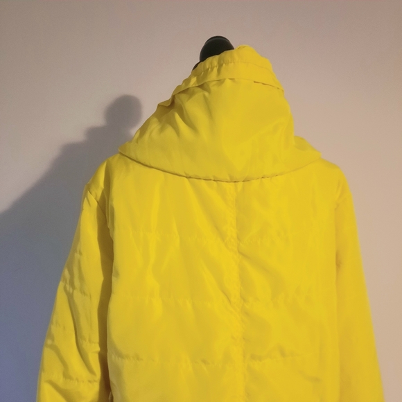 Yellow Lightweight Coat - Picture 5 of 13